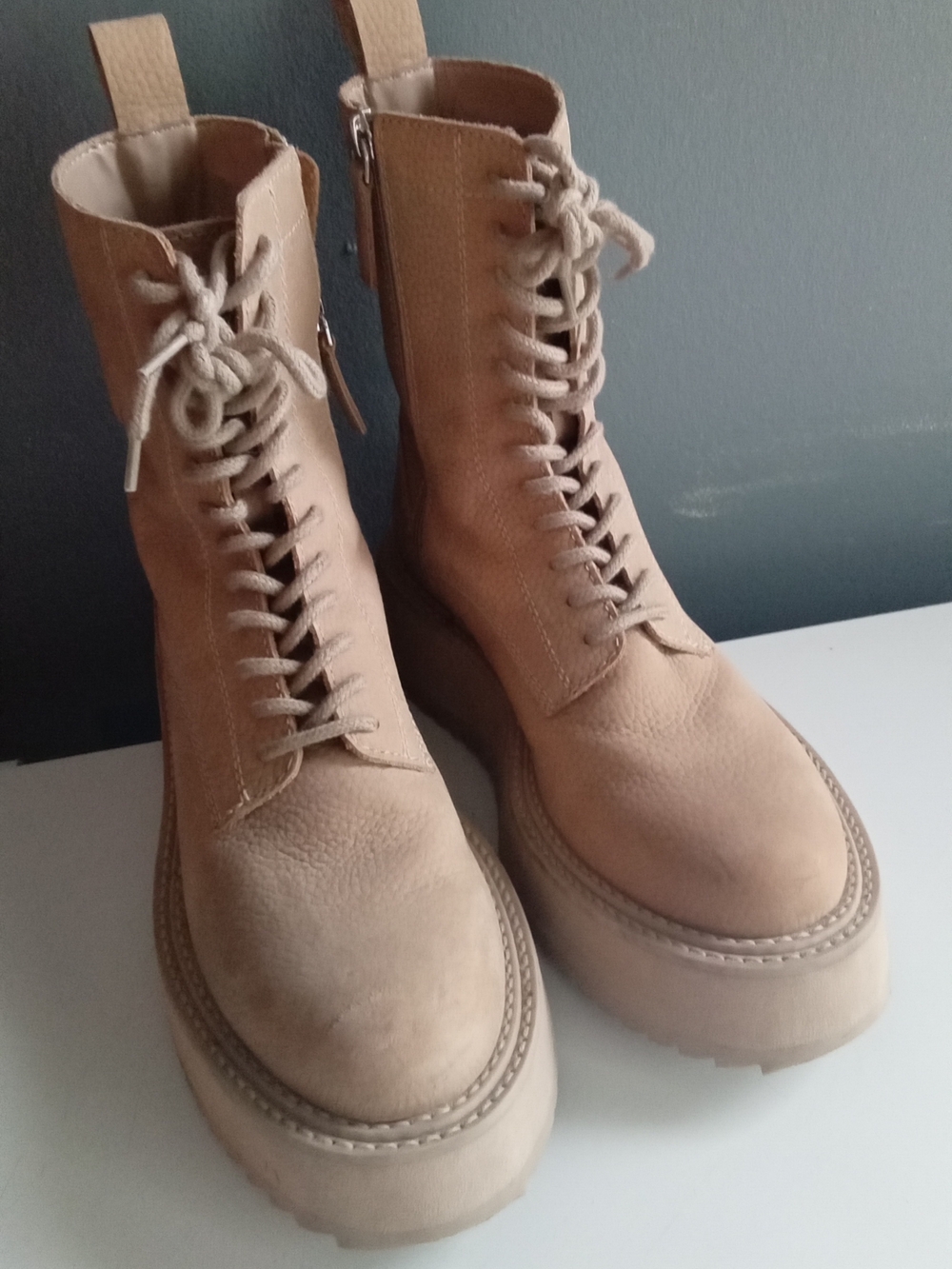Beige Pebbled Leather Platform Combat Boots Lace Up Side Zip Lug Sole Tan - Picture 8 of 8